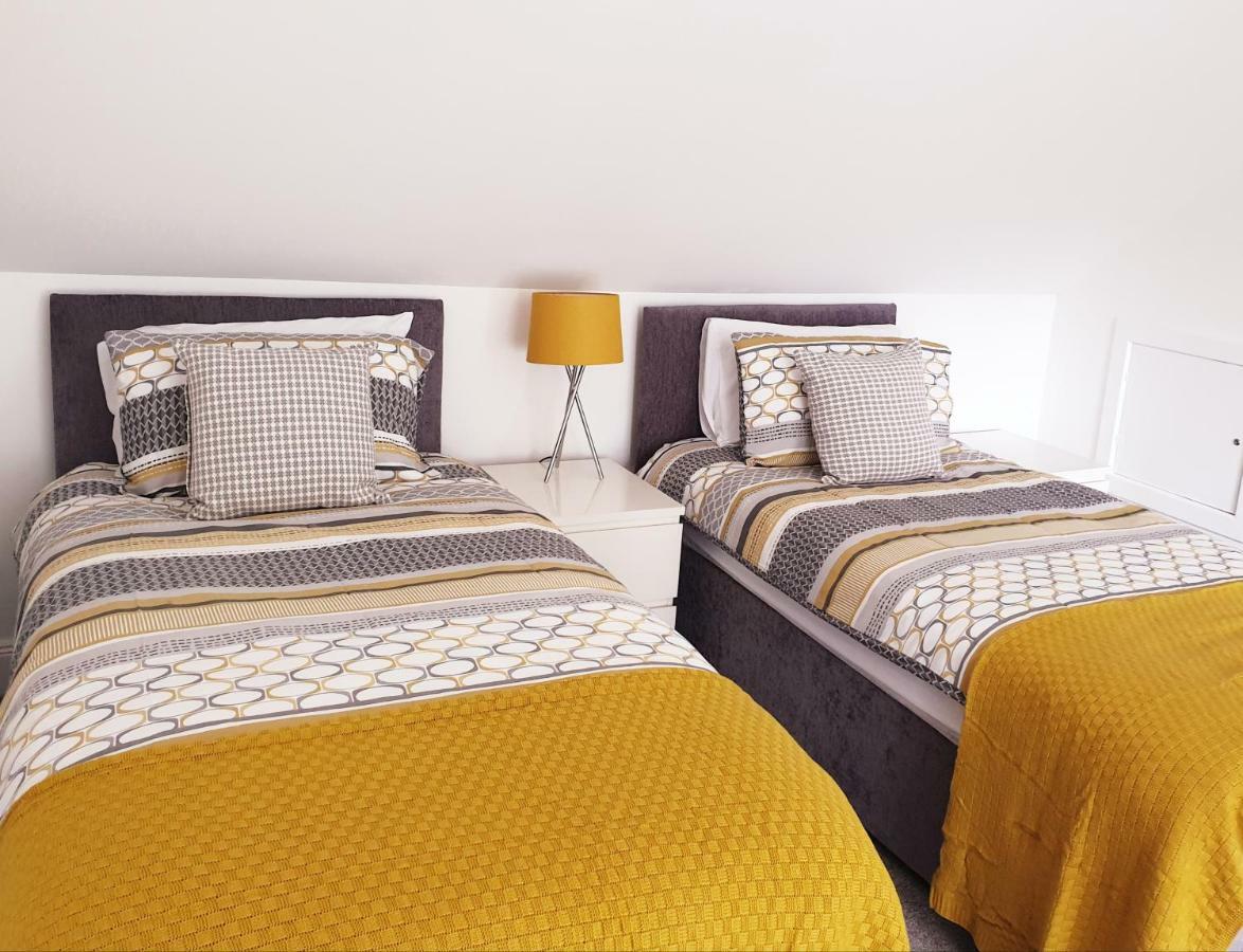 The Coal House Apartment Townhill Bagian luar foto